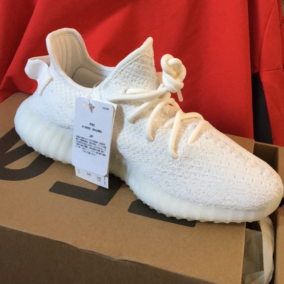 Dead stock Yeezy Boost 350 white on white - Picture 3 of 6